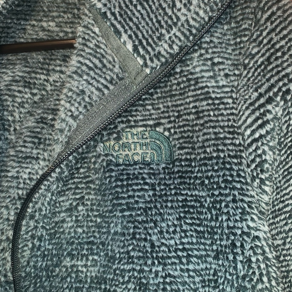 North face jacket - Picture 2 of 4